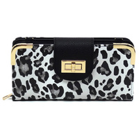 AD041 SNOW LEOPARD 1