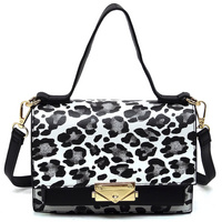 PF705 BLACK/SNOW LEOPARD
