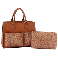 D0697 BROWN