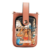 PRT17145 MARTHA TREVELS ITALY